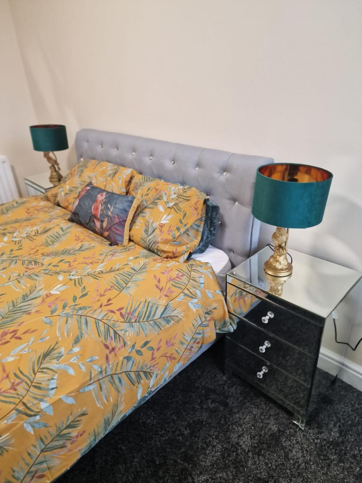 Levy Nook 3 Apartment ดาร์ลิงตัน ภายนอก รูปภาพ